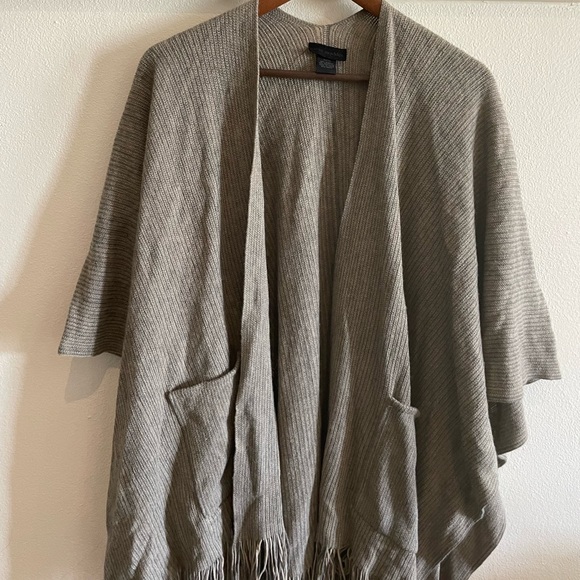 Steve Madden OSFM Brown Tan Fringe Knit Open Shawl Sweater - Picture 5 of 7